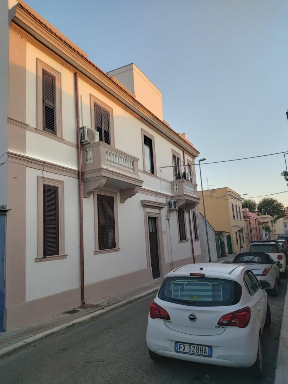 Property building, Street view