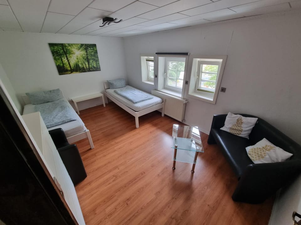 Ferienwohnung/Monteurwohnung im Herzen von Ahnatal Apartment in Kassel