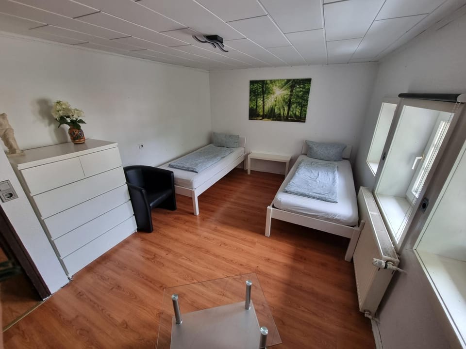 Ferienwohnung/Monteurwohnung im Herzen von Ahnatal Apartment in Kassel