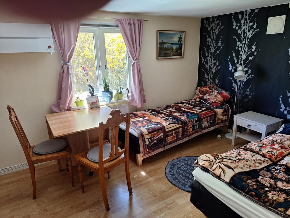 Lugnt boende Intill Ljungbyån Apartment in Kalmar County, Sweden