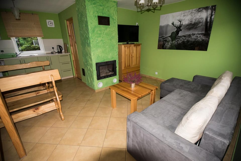 TV and multimedia, Kitchen or kitchenette, Living room, Dining area