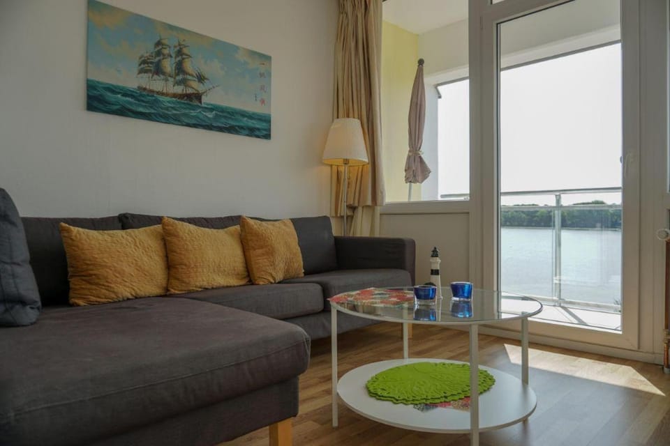 Strandhotel-Heiligenhafen-Wohnung-307-Albatros-Typ-III Apartment in Heiligenhafen