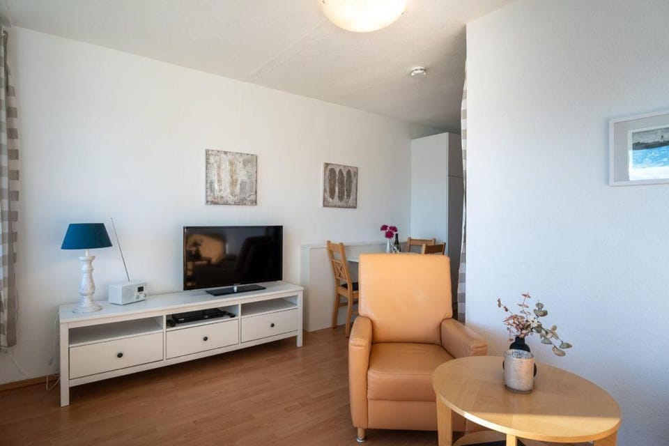Strandhotel-Heiligenhafen-Wohnung-211-luette-Jolle-Typ-III Apartment in Heiligenhafen