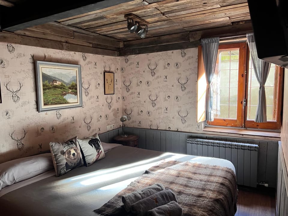 Cabane Du Cerf Apartment in Llívia
