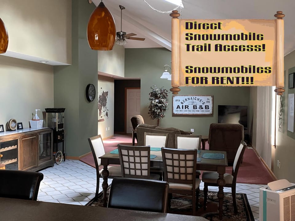 Luxury 3-Bedroom home Apartment in Maine