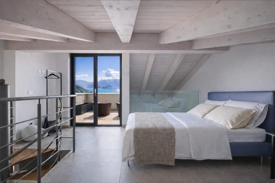 Splend'Or - A Real Paradise Apartment in Province of Lecco