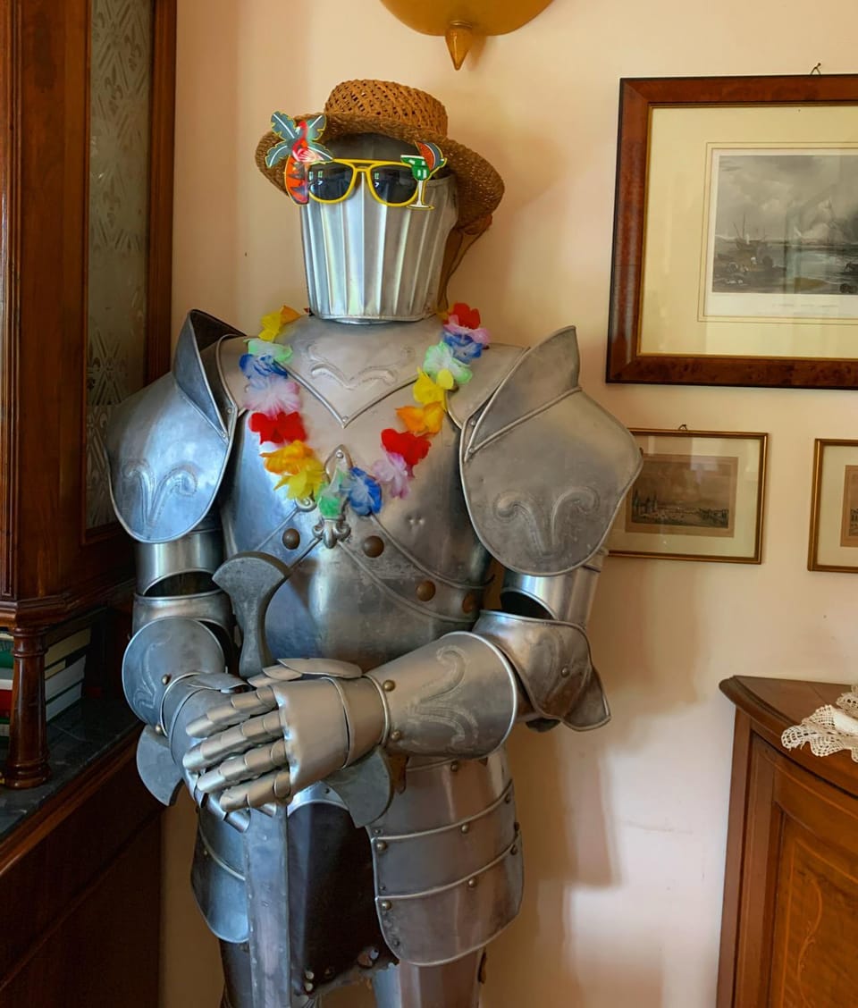 Living room, Decorative detail