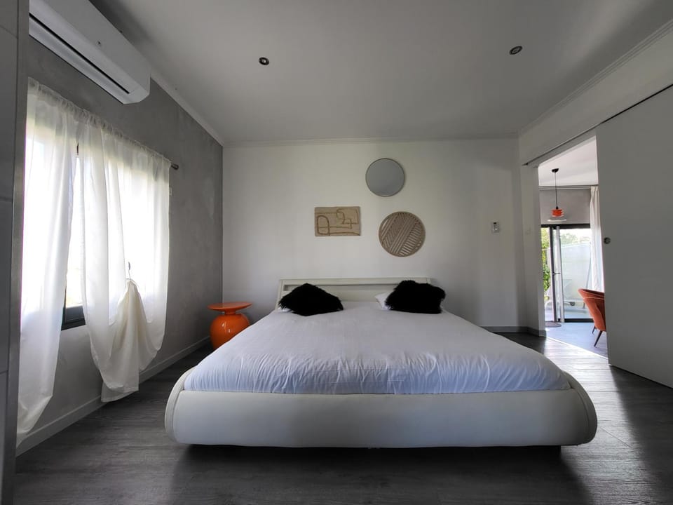 Bed, Night, Bedroom