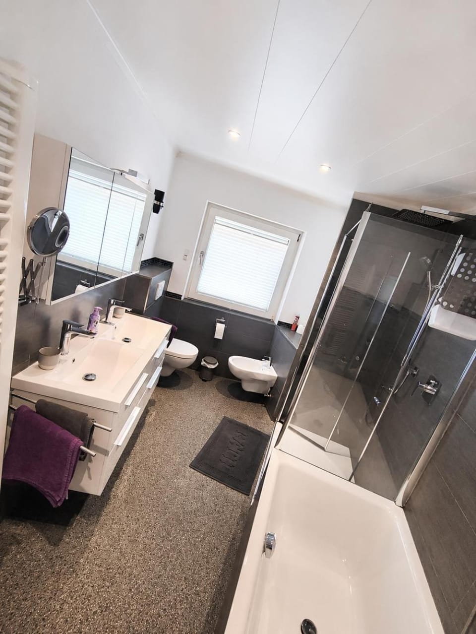 Bathroom, Bath