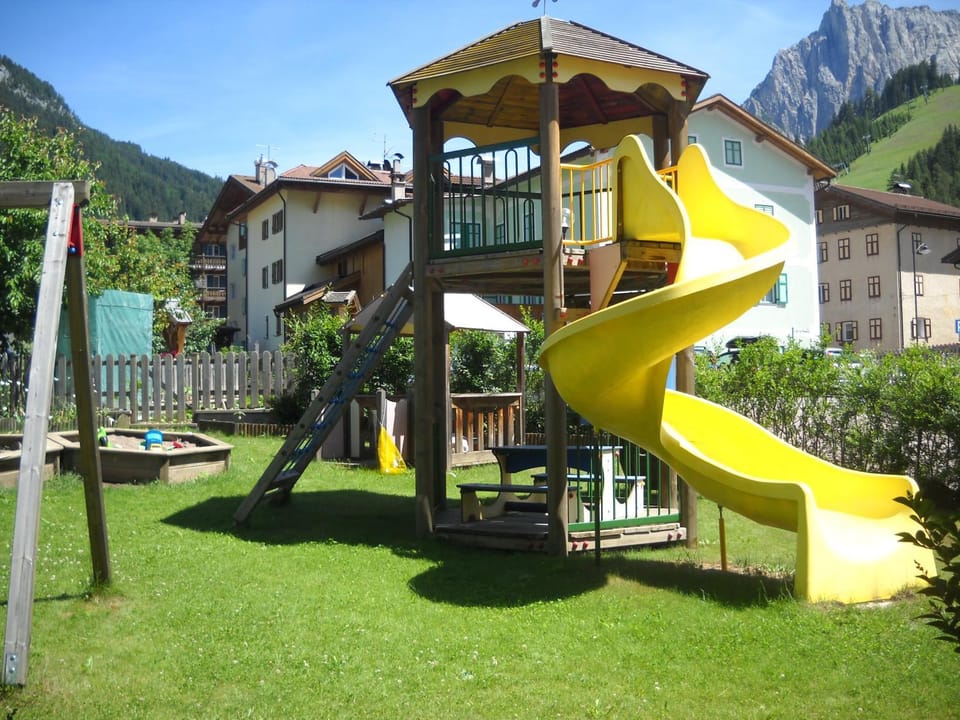 Children play ground, Garden