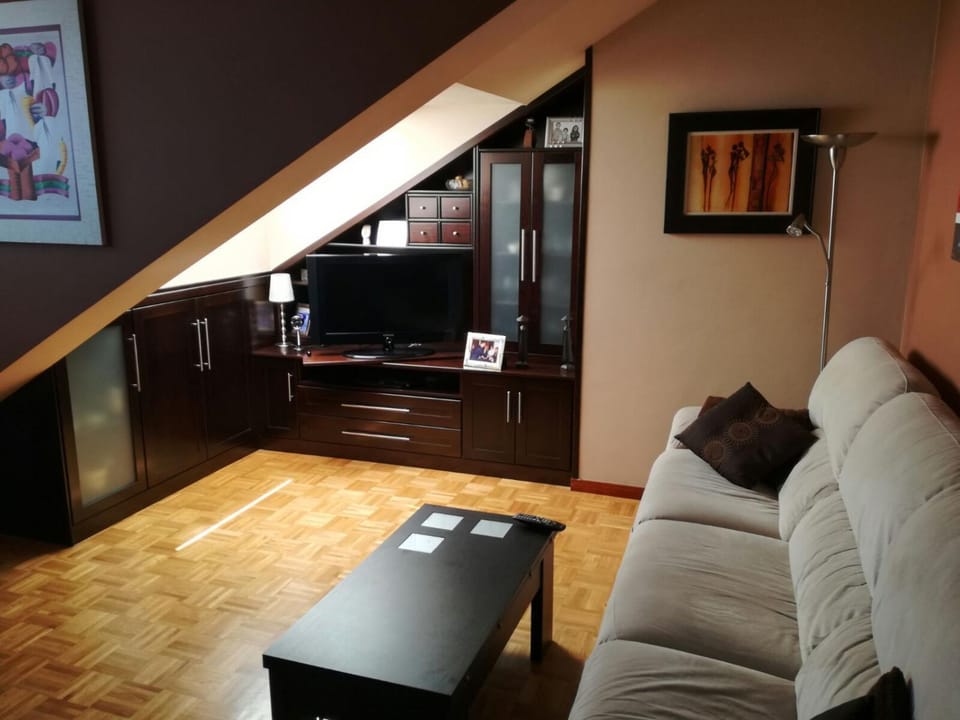 Communal lounge/ TV room, Living room