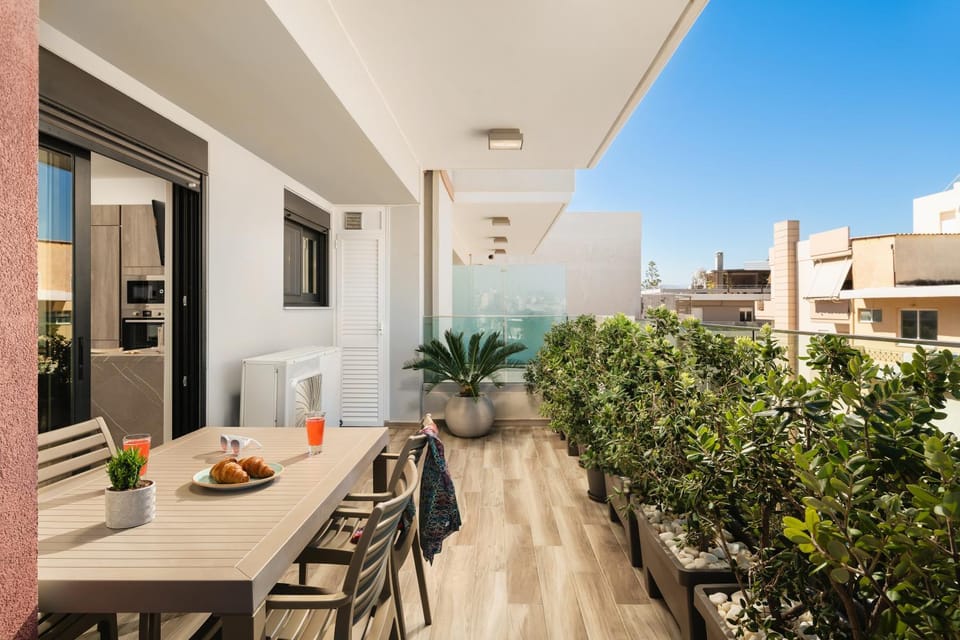 Balcony/Terrace, Dining area