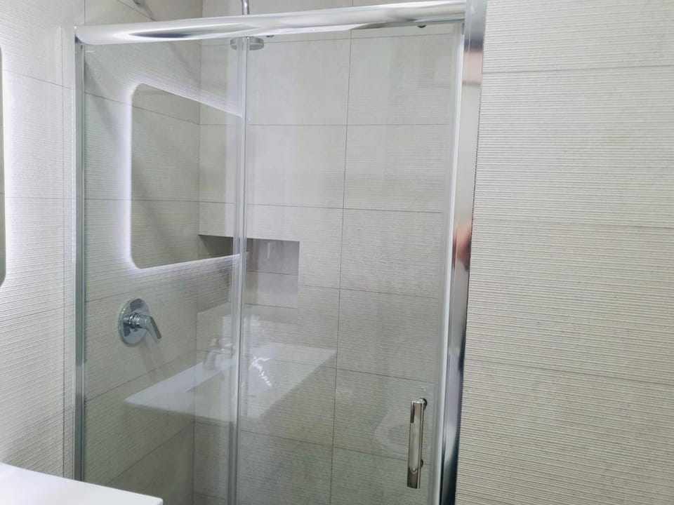 Central Lagos apt with Marina views near beaches Apartment in Lagos