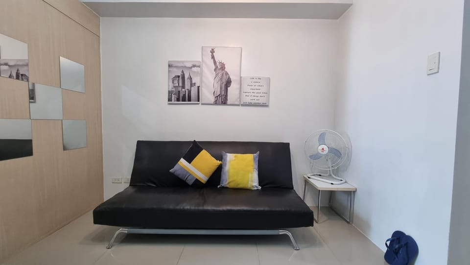 Sea Residences EZBedz Apartment in Pasay