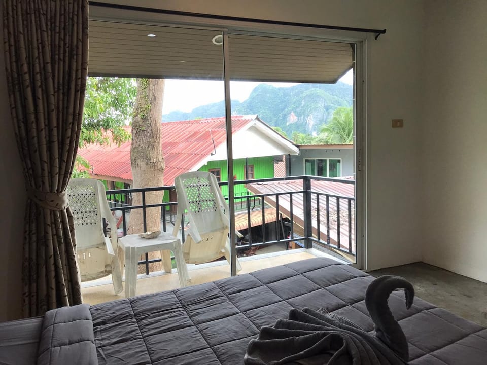 PP Midnight Hotel Hotel in Krabi Changwat