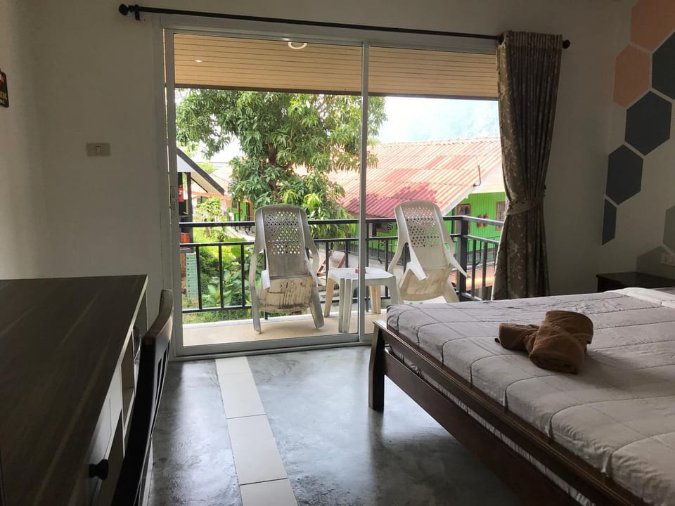 PP Midnight Hotel Hotel in Krabi Changwat