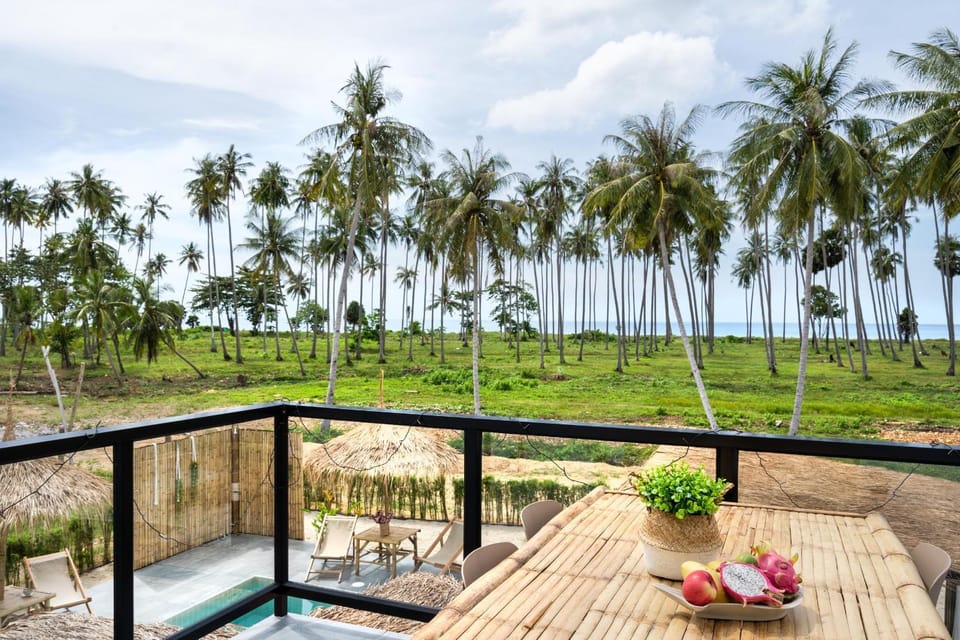 Manao Seaview Pool Villa 27 - 5 Mins Walk To The Beach Villa in Sala Dan