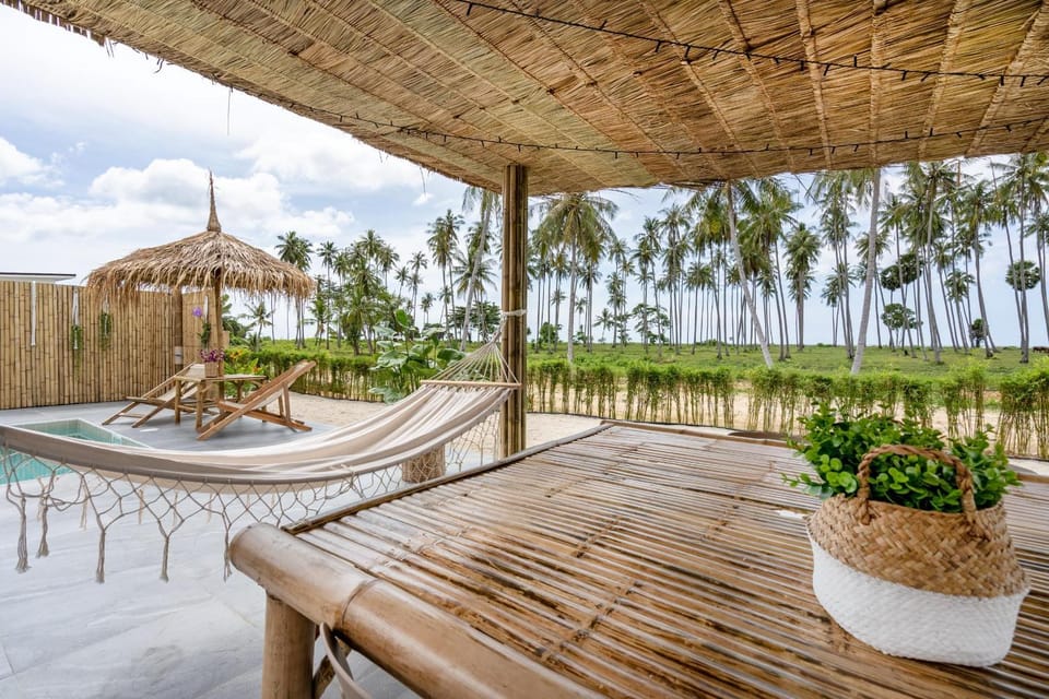 Manao Seaview Pool Villa 27 - 5 Mins Walk To The Beach Villa in Sala Dan