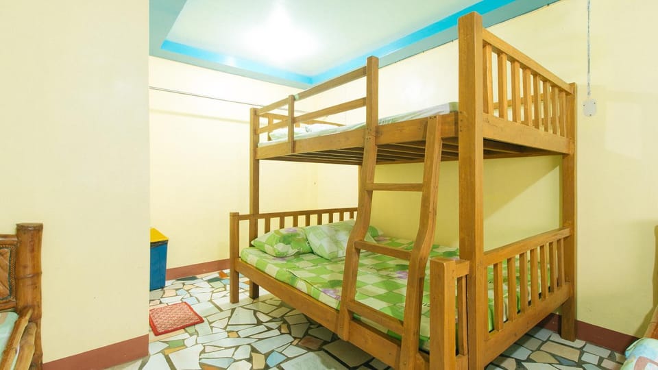 Photo of the whole room, bunk bed