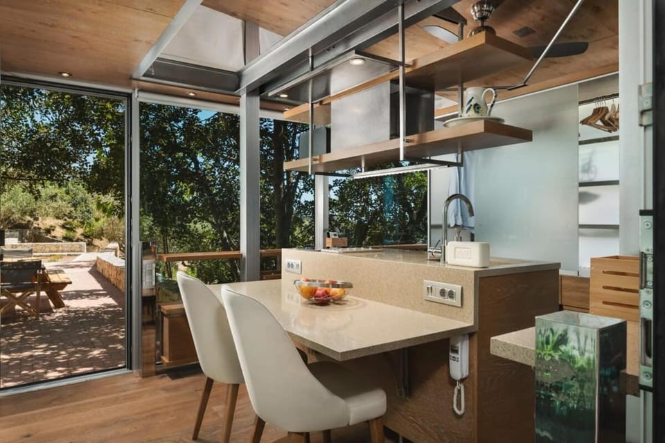 Patio, Garden, Kitchen or kitchenette, Dining area, Garden view