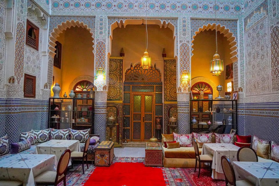 Property building, Restaurant/places to eat