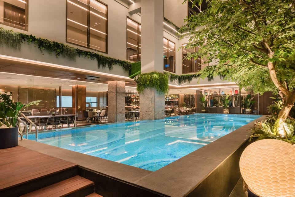 Property building, Restaurant/places to eat, Swimming pool