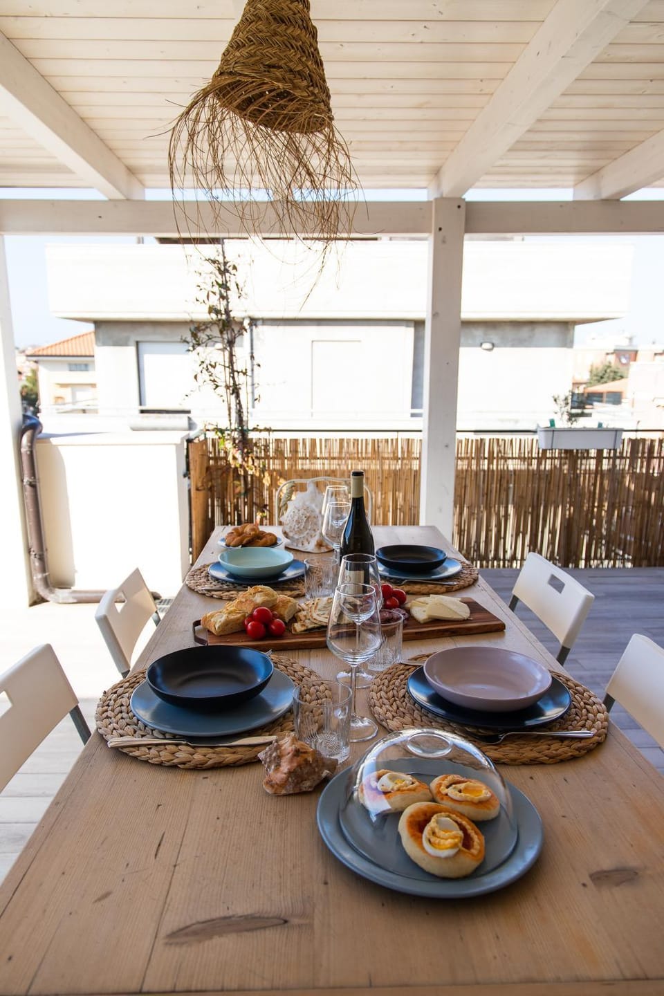 Dining area, Lunch, Dinner, Drinks