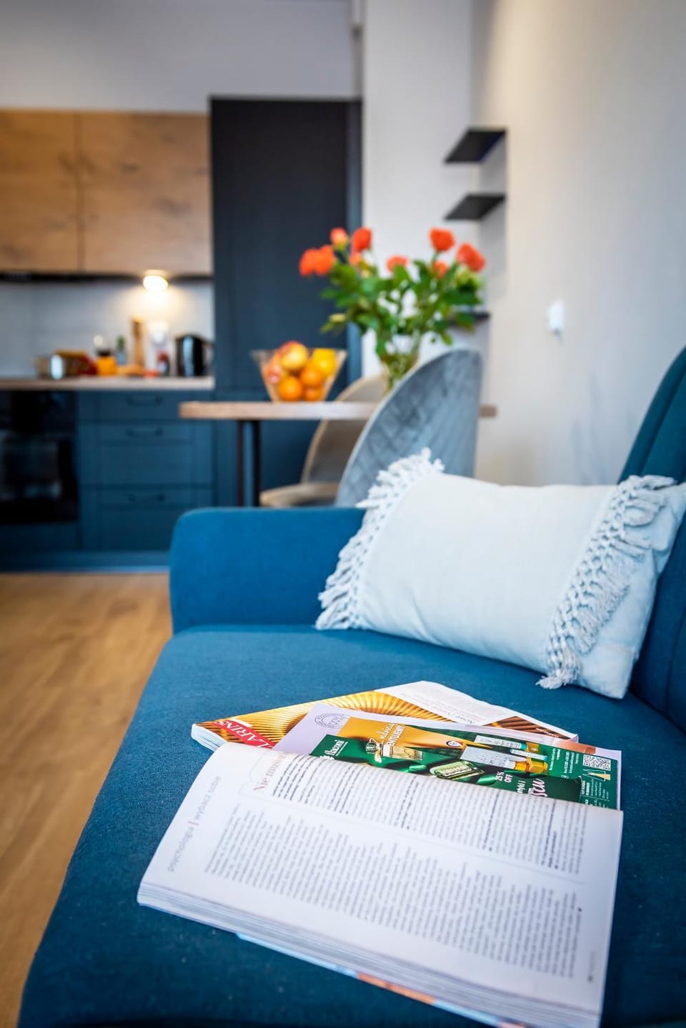 Kitchen or kitchenette, Seating area