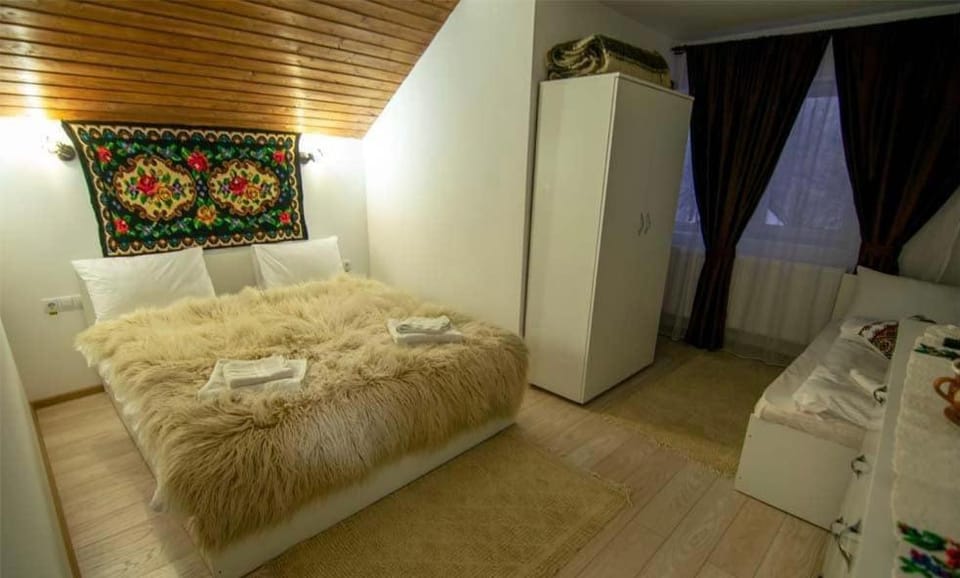 Casa Grai Moroșănesc Bed and Breakfast in Romania