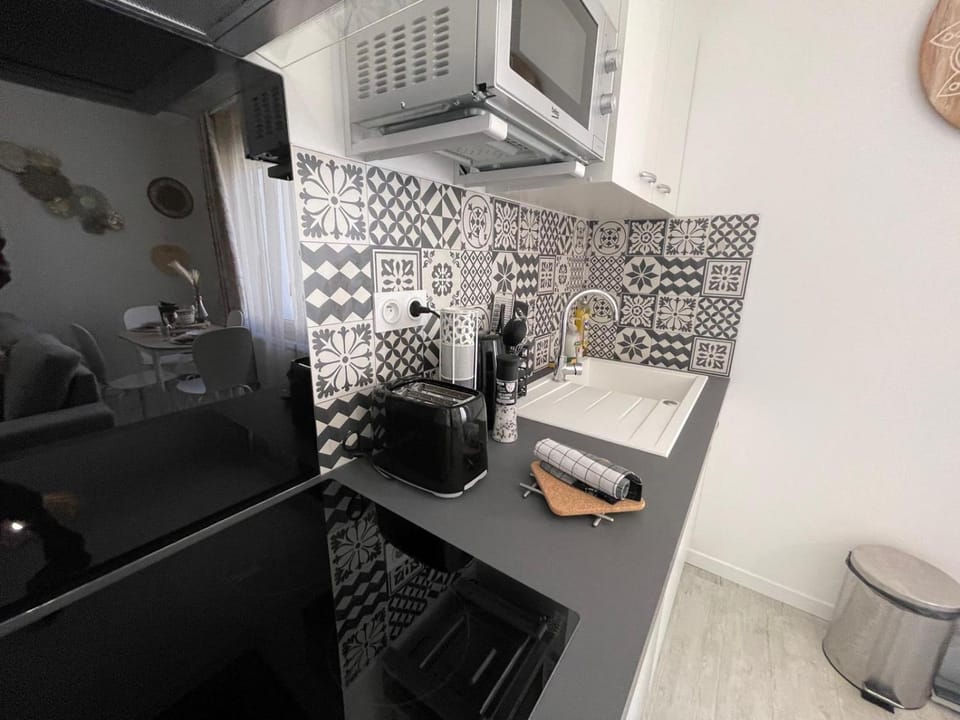 Le Bohème - Centre Ville, Netflix et WIFI, parking, idéal familles, couples et voyages d'affaire Apartment in Pays de la Loire