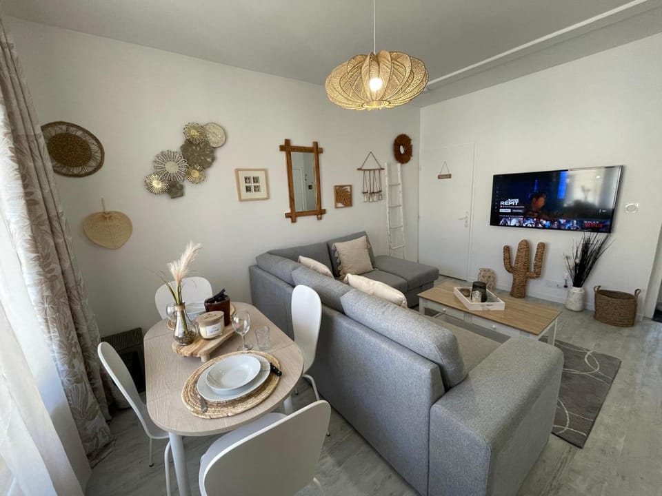 Le Bohème - Centre Ville, Netflix et WIFI, parking, idéal familles, couples et voyages d'affaire Apartment in Pays de la Loire