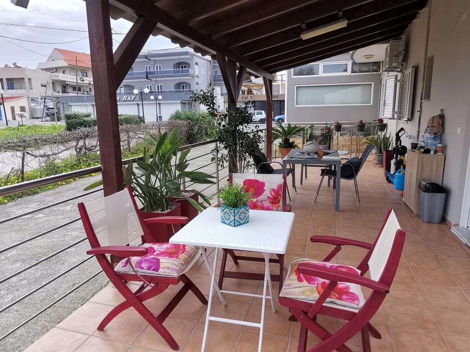 Cozy Home (close to the beach) House in Agia Marina