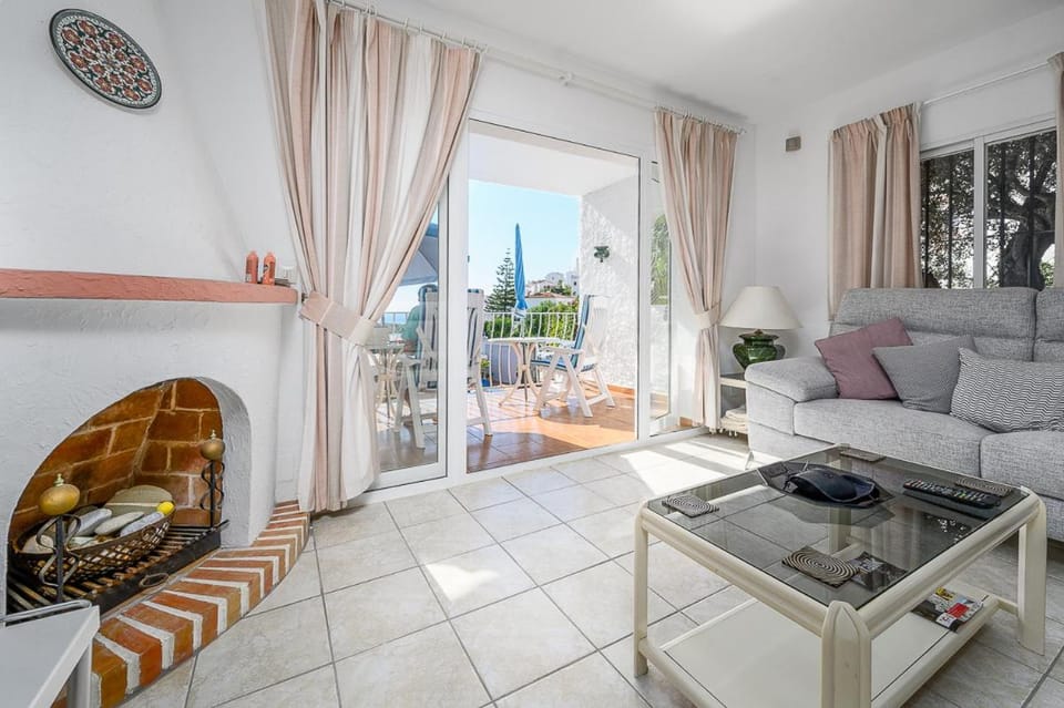 Villa Chimenea with pool and lovely garden Villa in Nerja