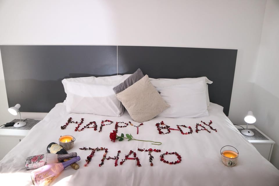 Bed, Bedroom, Text overlay