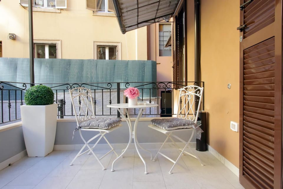Patio, Communal lounge/ TV room, Balcony/Terrace