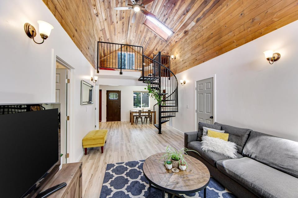 Canyon House House in Guerneville