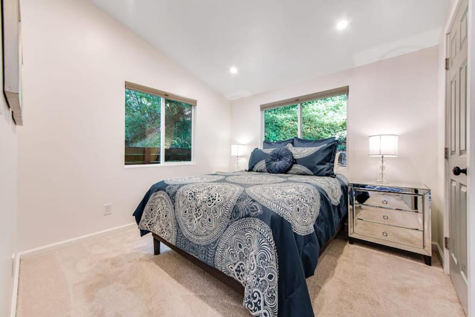 Canyon House House in Guerneville