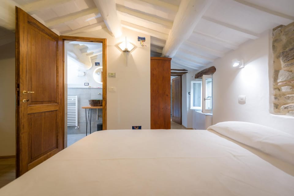 fringuello - Mandorlo House in Umbria