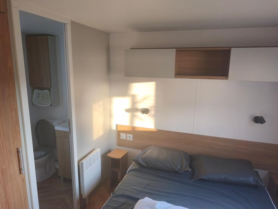mobilhome 3 chambres Campground/ 
RV Resort in Normandy