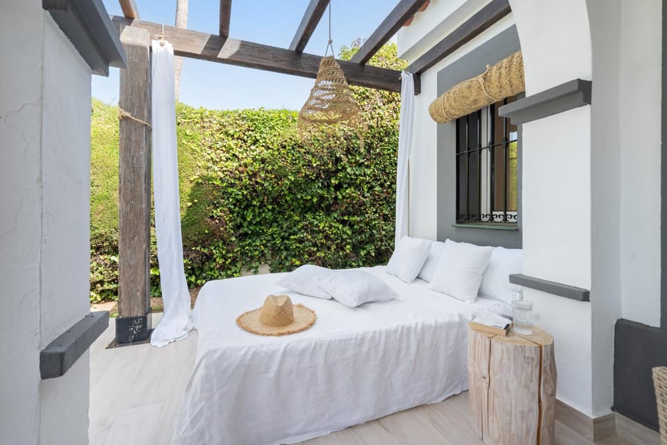 Las Pergolas House in Marbella