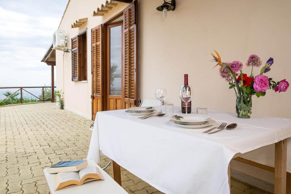 Patio, View (from property/room), Balcony/Terrace, Dining area