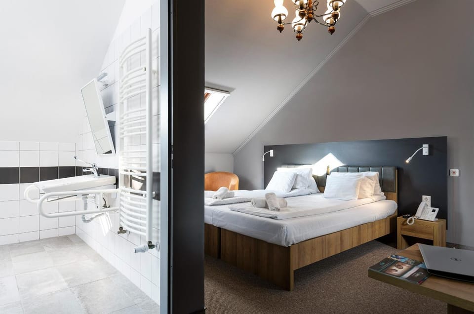 Bathroom, Bedroom