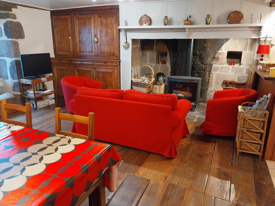 Communal lounge/ TV room, Living room
