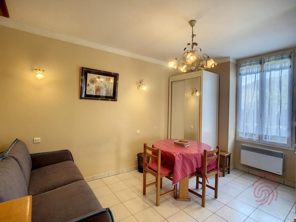 Studio confortable avec WiFi et animaux acceptés, proche de Lamalou-les-Bains - FR-1-451-153 Apartment in Occitanie