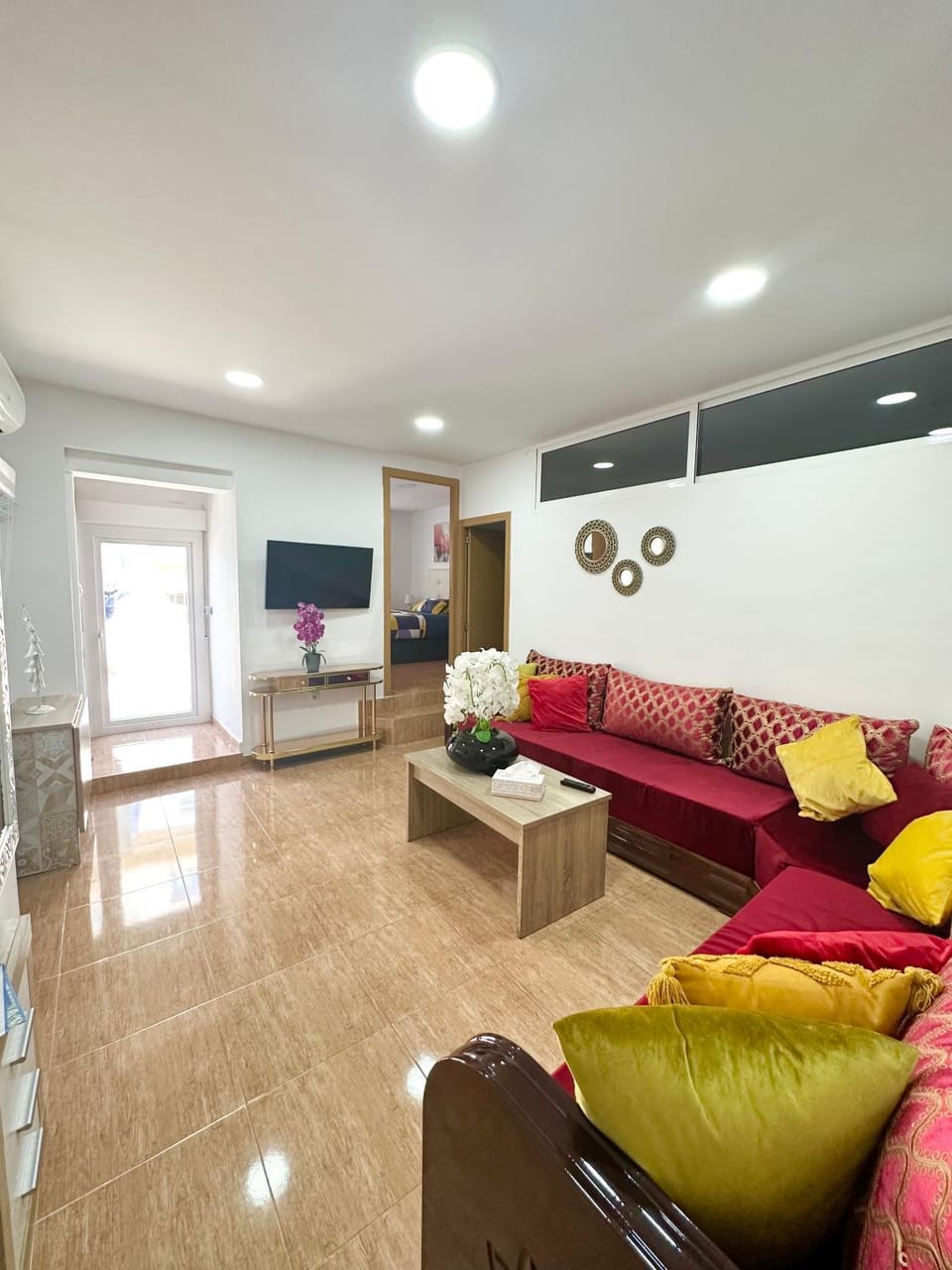 TV and multimedia, Living room, Seating area