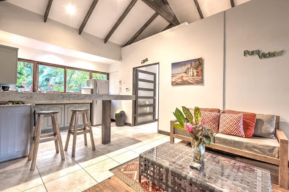 Beachfront Villa, Abundant Wildlife, Best Location Villa in Panama