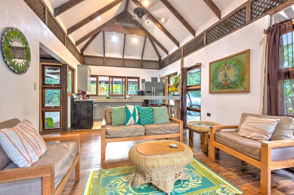 Beachfront Villa, Abundant Wildlife, Best Location Villa in Panama