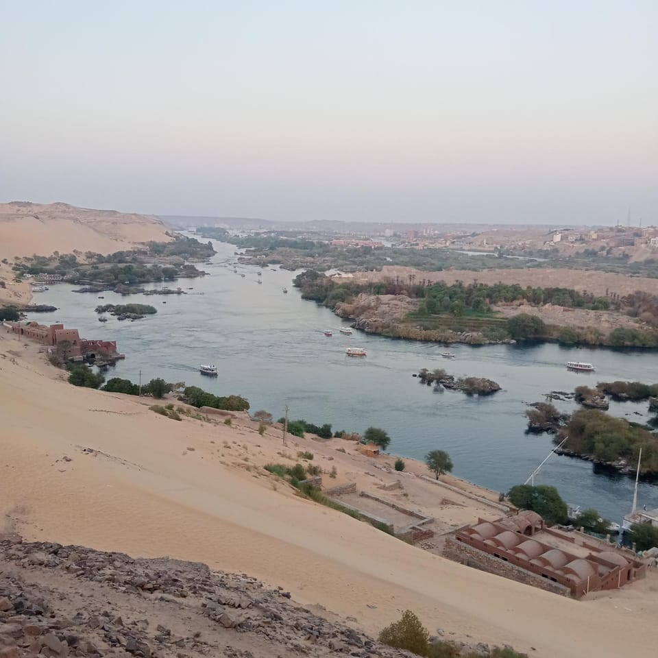 Houseboat Hotel and Nile Cruises Zainoba Docked boat in Red Sea Governorate