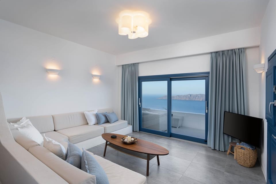 Natural landscape, Living room, Seating area