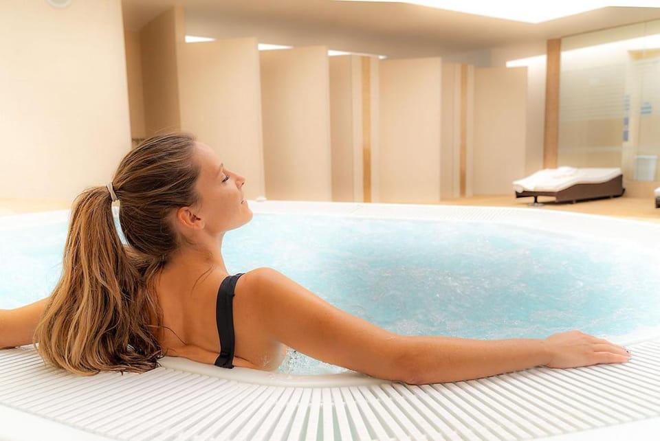 People, Sauna, Spa and wellness centre/facilities